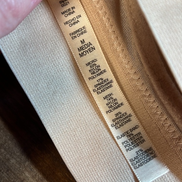 RHONDA SHEAR Crisscross Wire-free 2pk Bras NIP - Picture 6 of 6